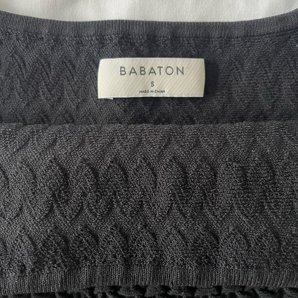 Textured Babaton Sculpt Knit Cropped Tank - Picture 4 of 11